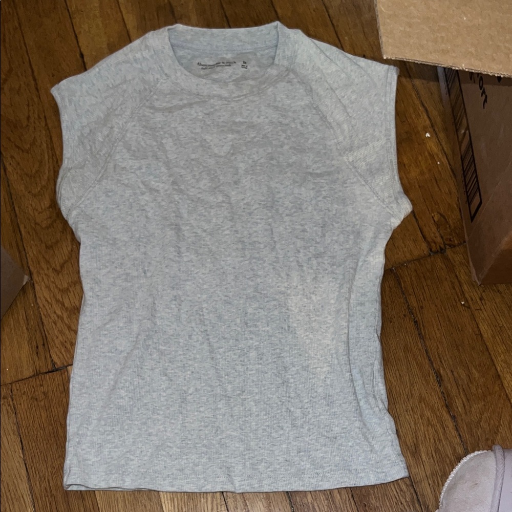 Abercrombie Cotton Gray Sleeveless Top